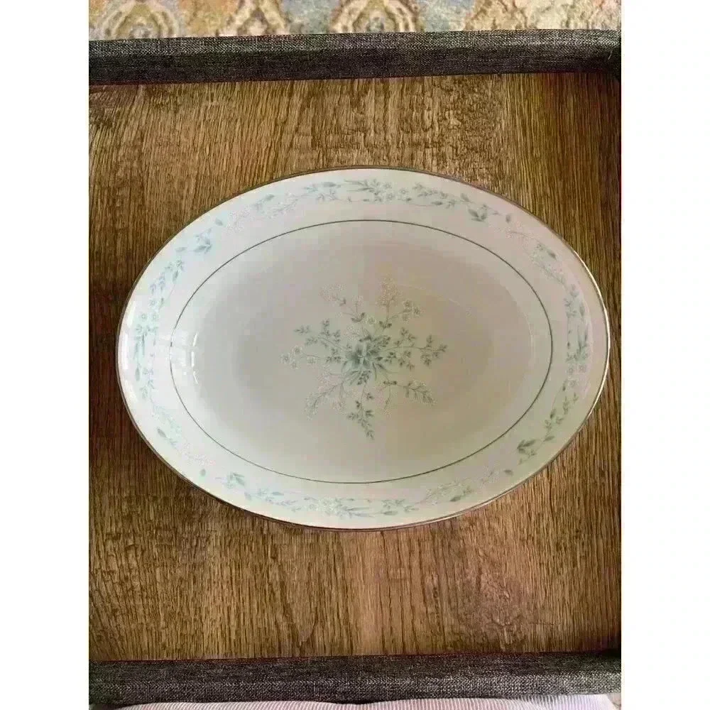 Noritake Carolyn 2693 | Vegetable Bowl | Contemporary Fine China | Vintage